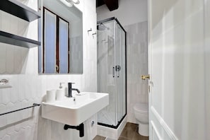 Apartment, 1 Schlafzimmer (Via Vittoria) | Waschbecken im Bad