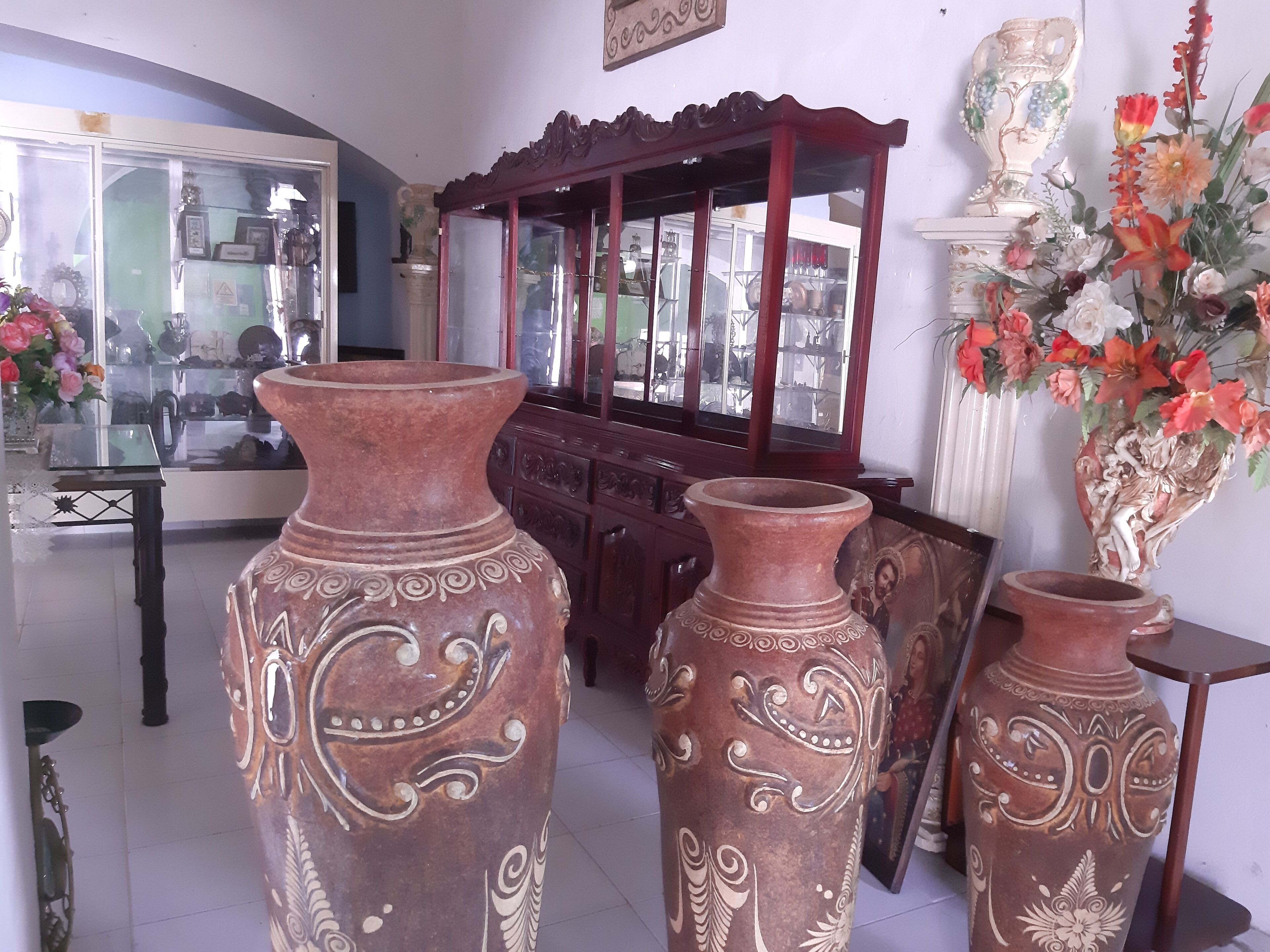 30-inch flat-screen tv with premium tv channels, tv