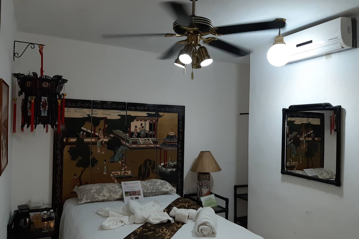 Economy Room, Non Smoking | Premium bedding, iron/ironing board (on request), WiFi (free)