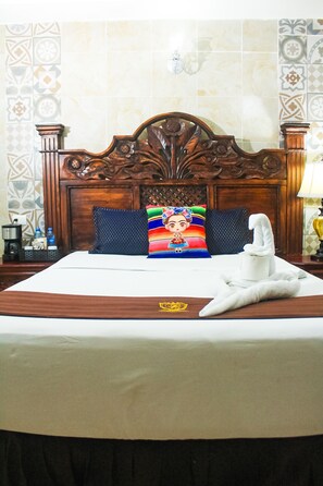Premium bedding, iron/ironing board, free WiFi, bed sheets - Hotel Palacio Canton (Valladolid)
