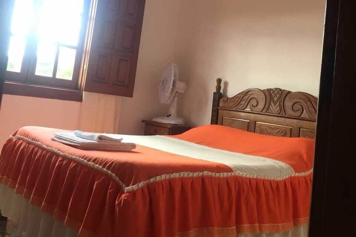 Double Room | Free WiFi, bed sheets