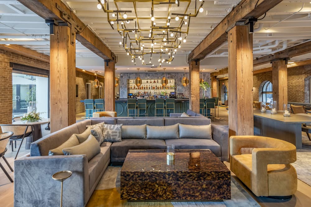 ONE11 Hotel