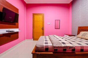 Standard Single Room | Free WiFi - Khatarina Female Residence - Female Only - khusus wanita (Depok)
