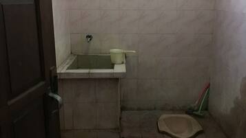 Shower dan handuk