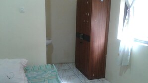 Unclassified image, 2 of 4, button - Kost Sunter Agung (Jakarta)