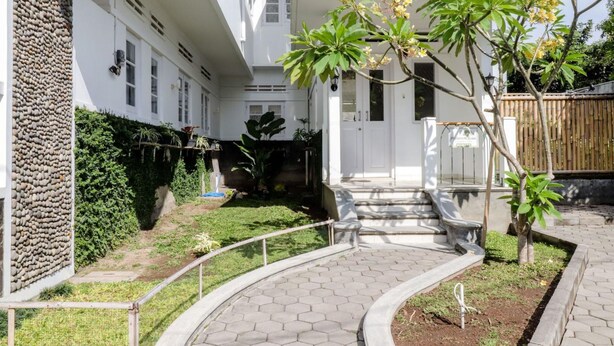 Property grounds - Palem Kipas Homestay (Yogyakarta)