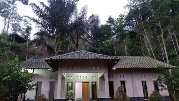 Ảnh chưa phân loại, 1 trong số 7 ảnh, nút
