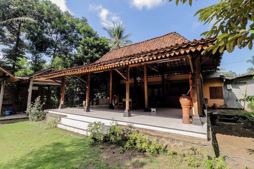 Nurudin House