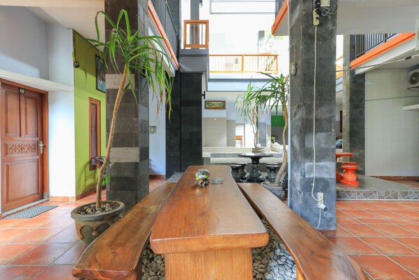 Interior - deSeruni Guest House (Kerobokan)