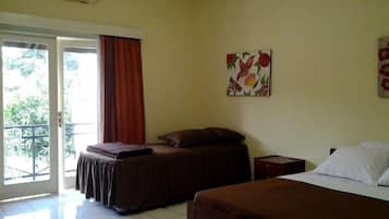Family Room | Free WiFi, bed sheets