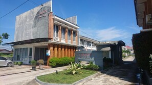 Exterior - Liberty Homestay (Pekanbaru)