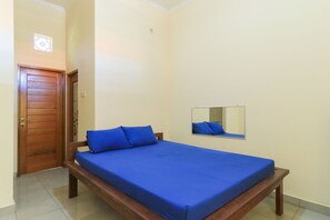Standard Double Room | Free WiFi - Pondok Wisata Intan Indah 2 (Batubulan)