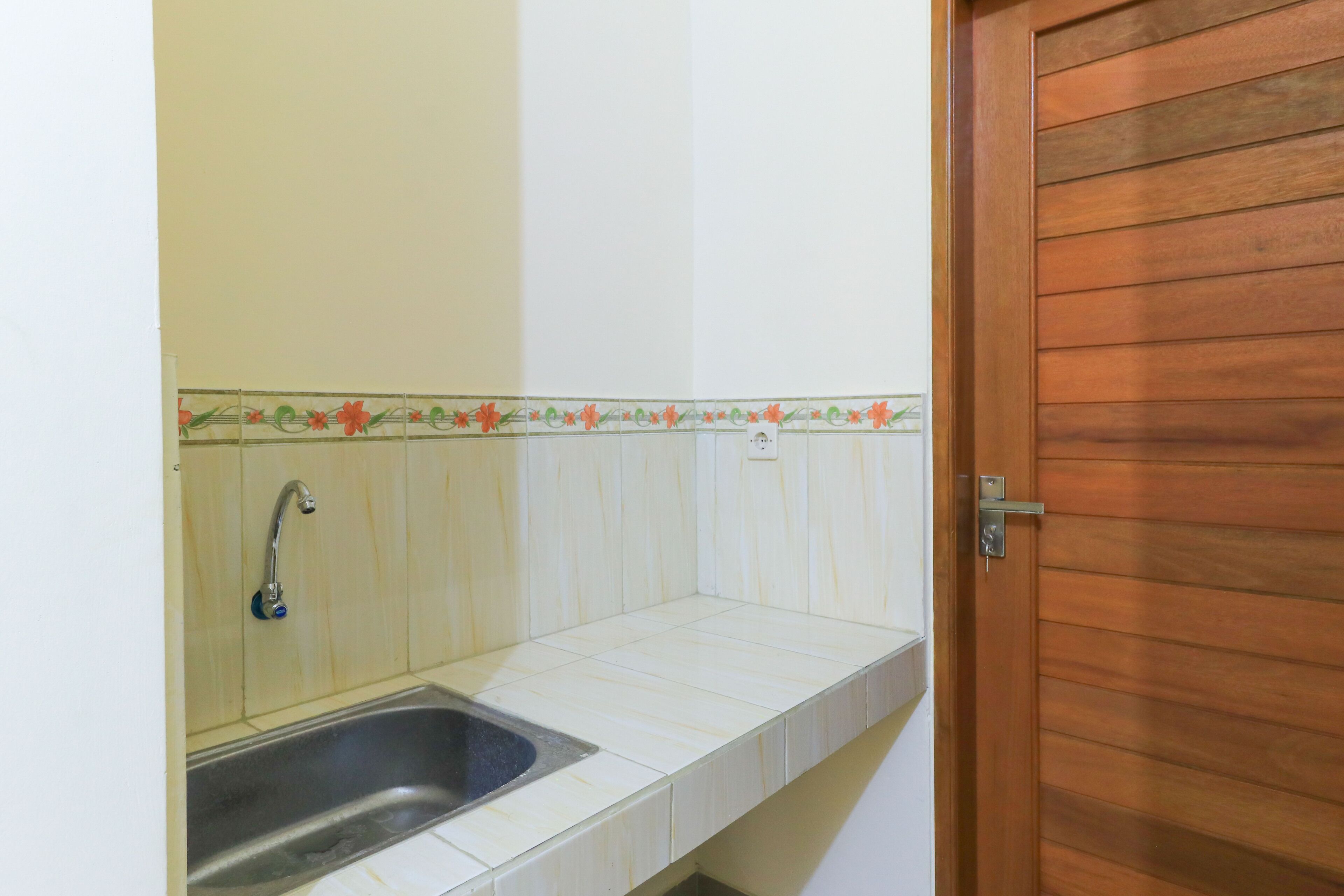 Double Room | Bathroom sink