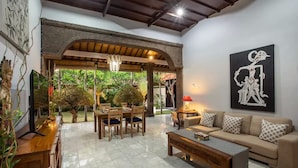 Javanica Two-bedroom Deluxe Villa | Living room | TV - The Catur Villa Seminyak (Seminyak)