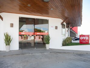 숙박 시설 입구