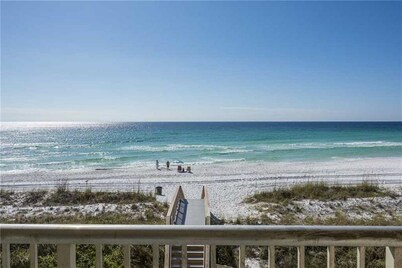 DIRECT GULFRONT,2 BALCONIES,3KING BEDS ,GREAT LOCATION ,GULFRONT POOL