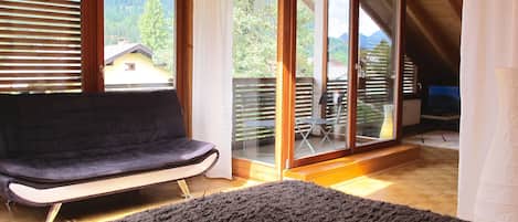 1 chambre, fer et planche à repasser, Wi-Fi gratuit, draps fournis
