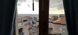 Deluxe Double Room, Partial Sea View | Water view