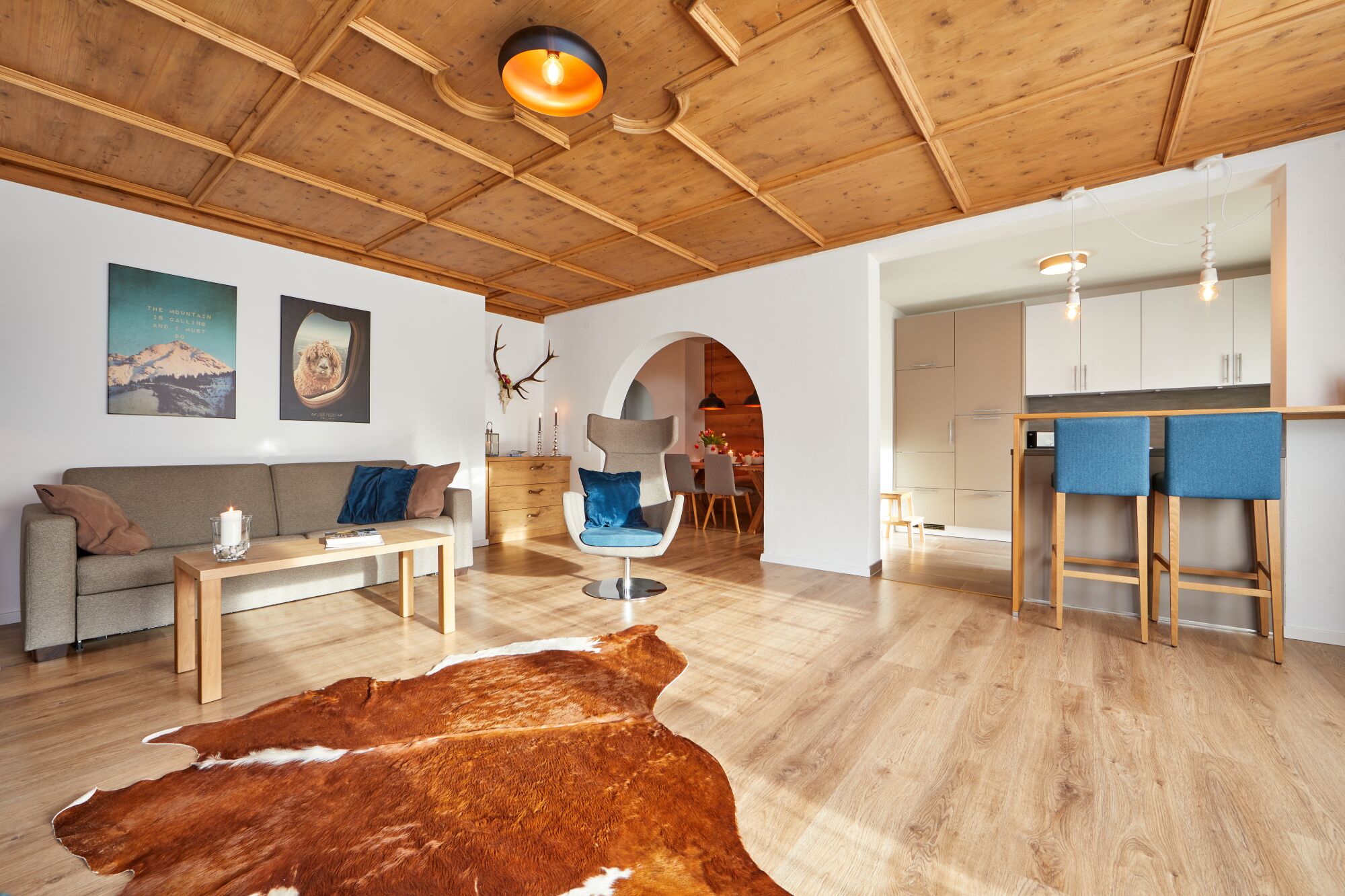 Fernseher, Stereoanlage