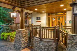 Welcome to Vazaca, where rustic charm meets modern style.
