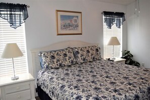 4 bedrooms, desk, iron/ironing board, cots/infant beds