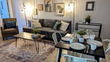 Smart-tv, een open haard, Netflix en streamingdiensten