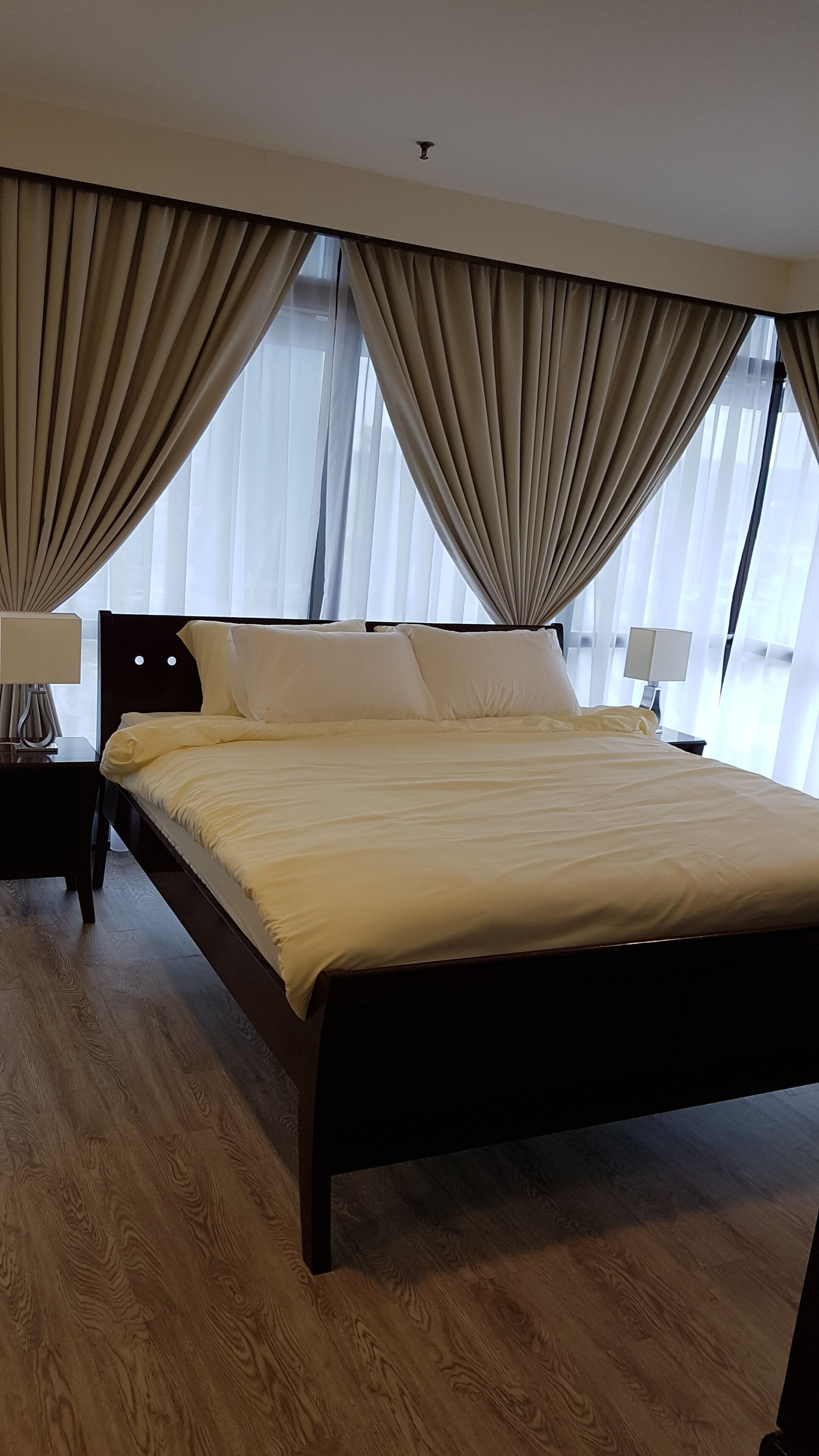 Soundproofing, iron/ironing board, free WiFi