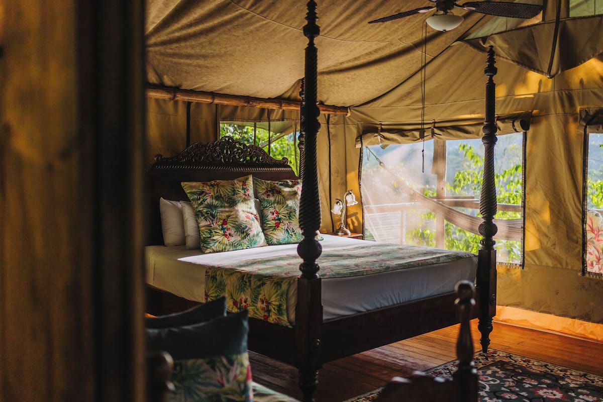Luxury Tree House, 2 Bedrooms, Hill View | 1 bedroom, down comforters, desk, laptop workspace