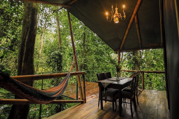 Terrace/patio - Colina Secreta - Glamping and Villas (Cahuita)