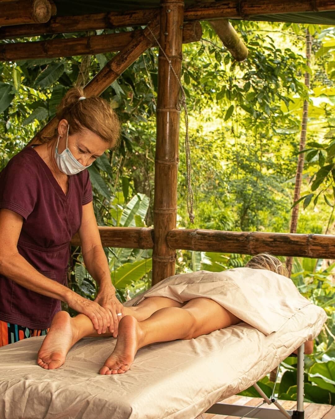 Área de tratamento externa, massagens musculares profundas, massagens