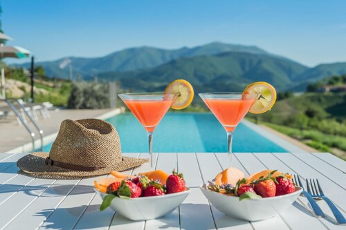 Villa del Duca - Villa privata, 4 camere, piscina, A/C, wifi, animali ok, Marche