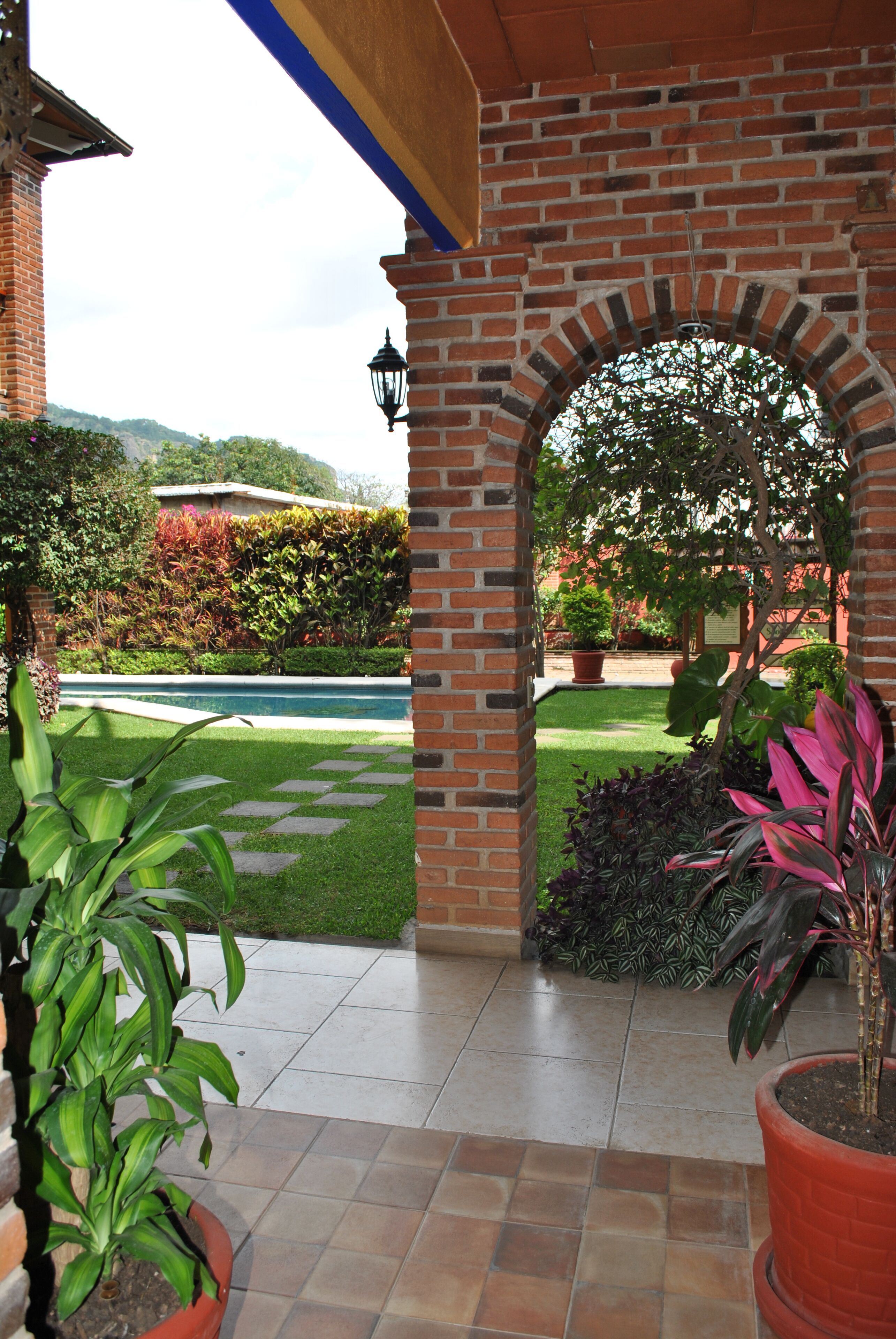 standard room | garden view