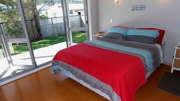 3 bedrooms, iron/ironing board