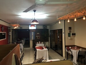 包含每日欧式早餐