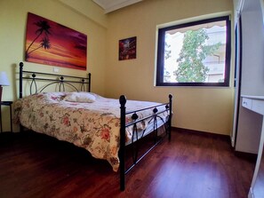 3 bedrooms, iron/ironing board, WiFi, bed sheets - Greek Riviera 3-B Apt in Voula - Near the Sea (Voula)