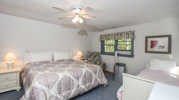 House, Multiple Beds, Hot Tub | 4 bedrooms, free WiFi