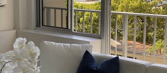 DIAMOND HEAD BEACH HOTEL unité 704