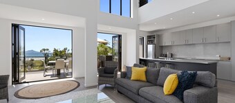 Harnifin - Langs Beach Holiday Home