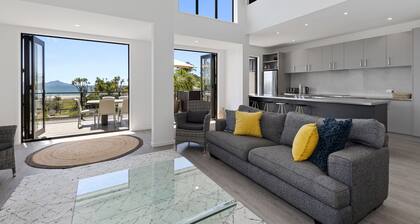 Harnifin - Langs Beach Holiday Home