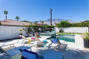 Ulkouima-allas, lämmitetty uima-allas