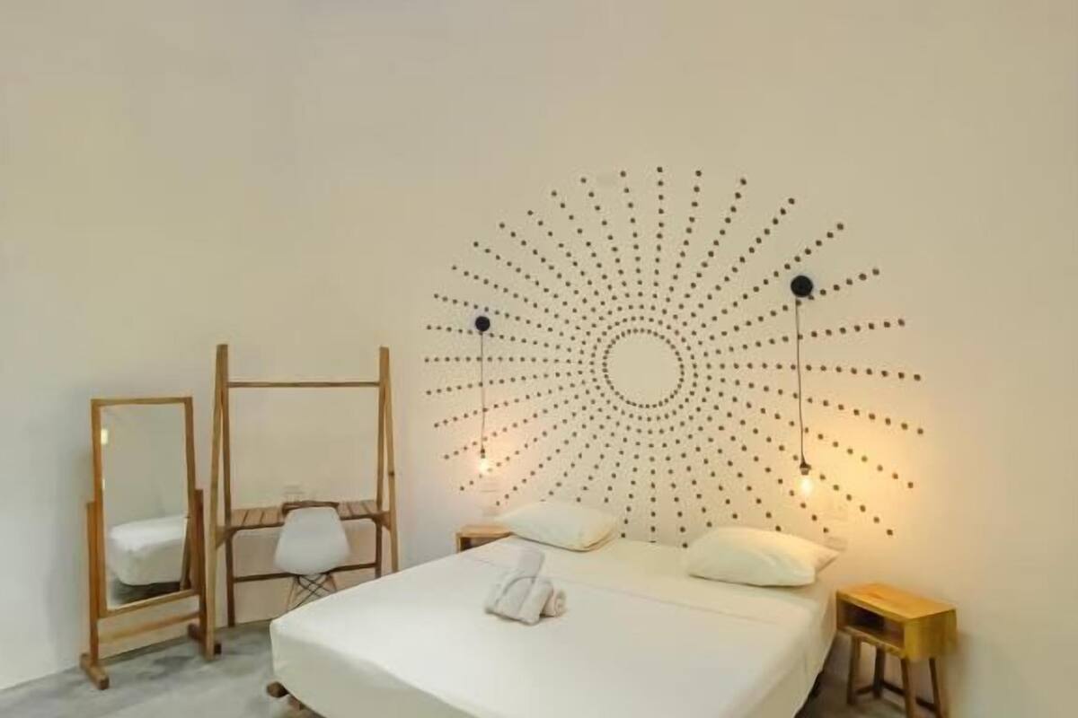 Suite Deluks, 1 Tempat Tidur King, pemandangan kebun (Dome with Panoramic View) | Seprai premium, bantalan ekstra lembut, brankas, dan meja kerja