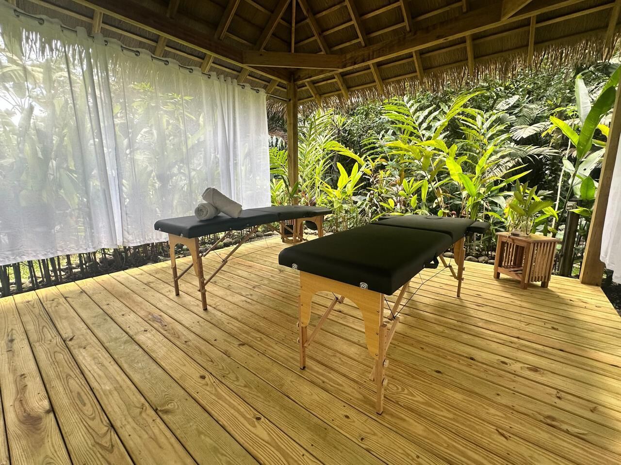 Massages des tissus profonds, massages suédois, massages sportifs