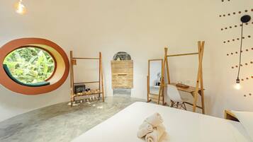 Suite Deluxe, 1 letto king, vista giardino (Dome with Panoramic View) | Biancheria da letto di alta qualità, materassi a doppio strato