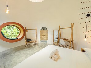 豪華套房, 1 張特大雙人床, 花園景觀 (Dome with Panoramic View) | 高級寢具、舒適加層、客房內保險箱、獨特裝潢