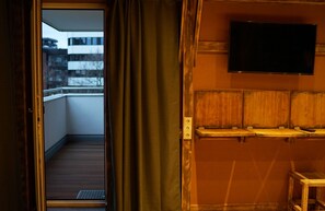 Standard-Apartment, eigenes Bad (2-Zimmer Apartment) | Blick vom Balkon