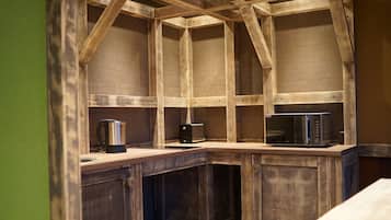 Standard Apartment, Private Bathroom (2-Zimmer Apartment) | Shared kitchen