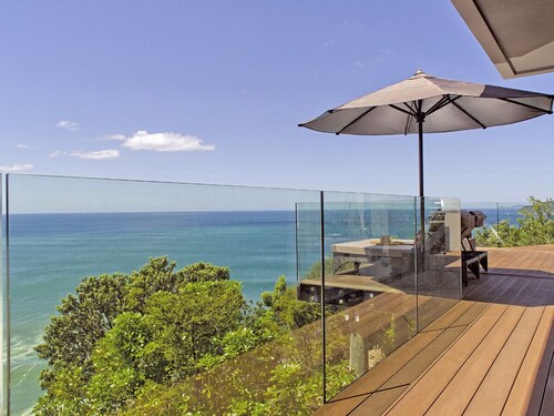 The Lookout - Tairua Holiday Home