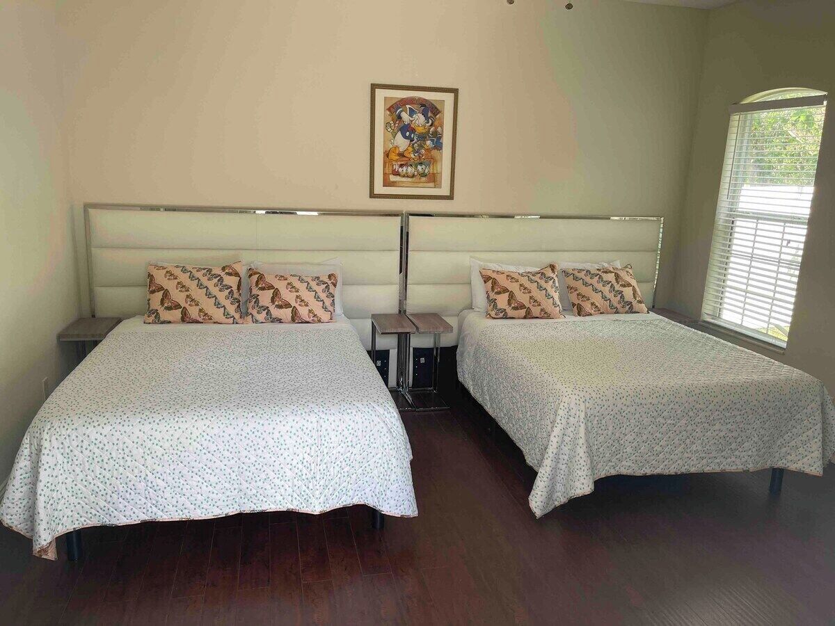 4 Schlafzimmer, Bügeleisen/Bügelbrett, kostenloses WLAN, Bettwäsche