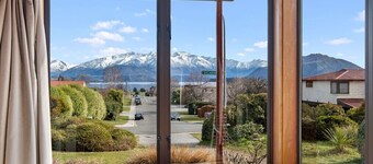 Sycamore Place - Wanaka Holiday Home