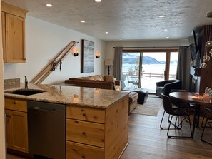 Smart TV, fireplace, video games, DVD player